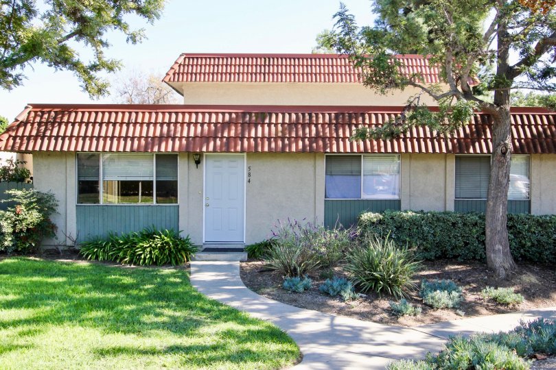 1635 Rue De Valle Townhome Exterior