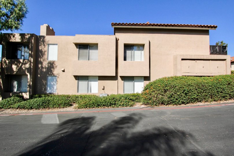 1021 Arbor Lane Rental Amenities