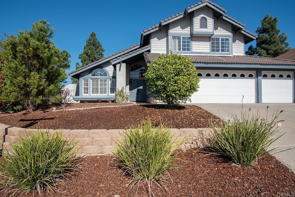 3102 Mooncrest Court Rental exterior