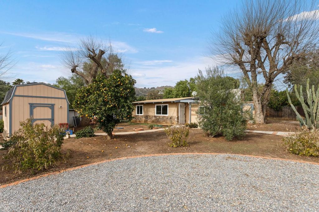 238 Cassou Road Rental exterior