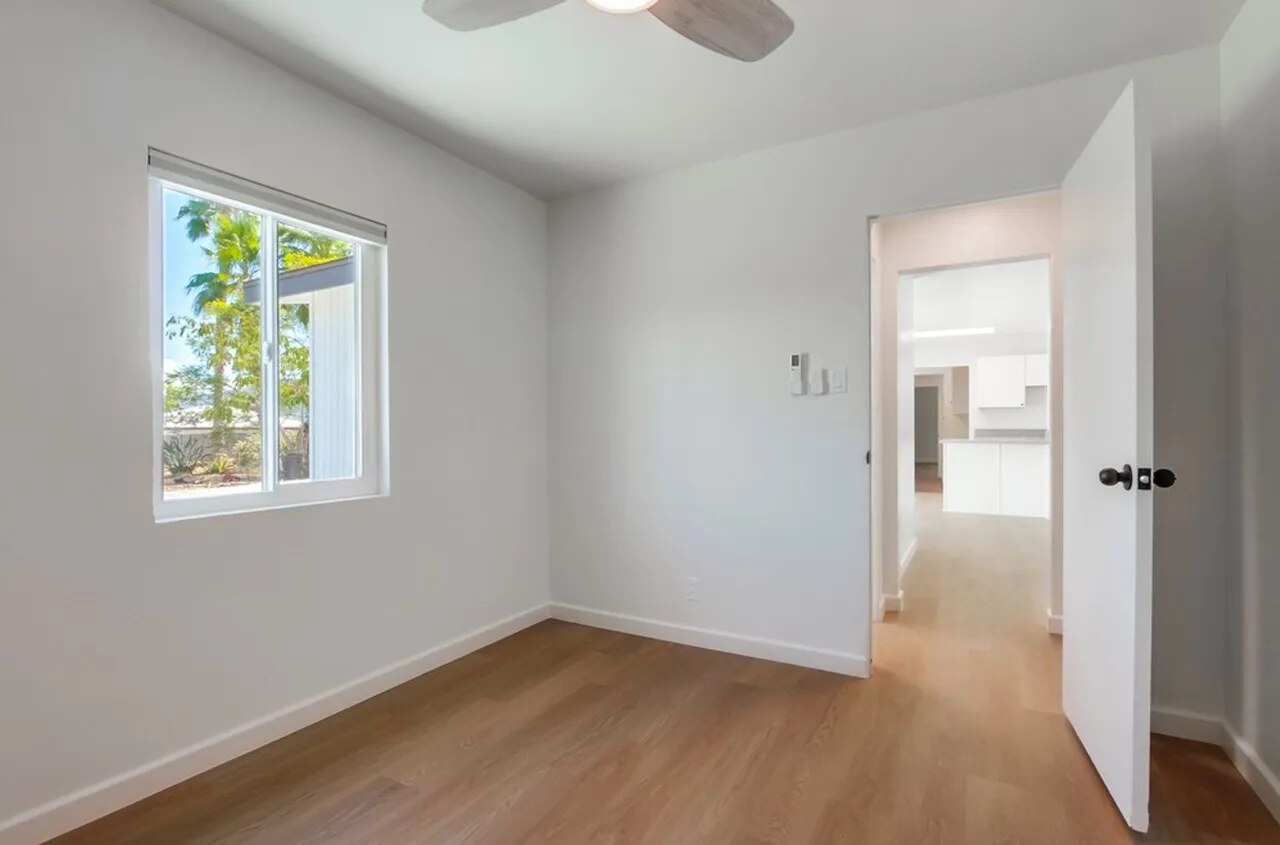658 Las Flores Drive Rental exterior