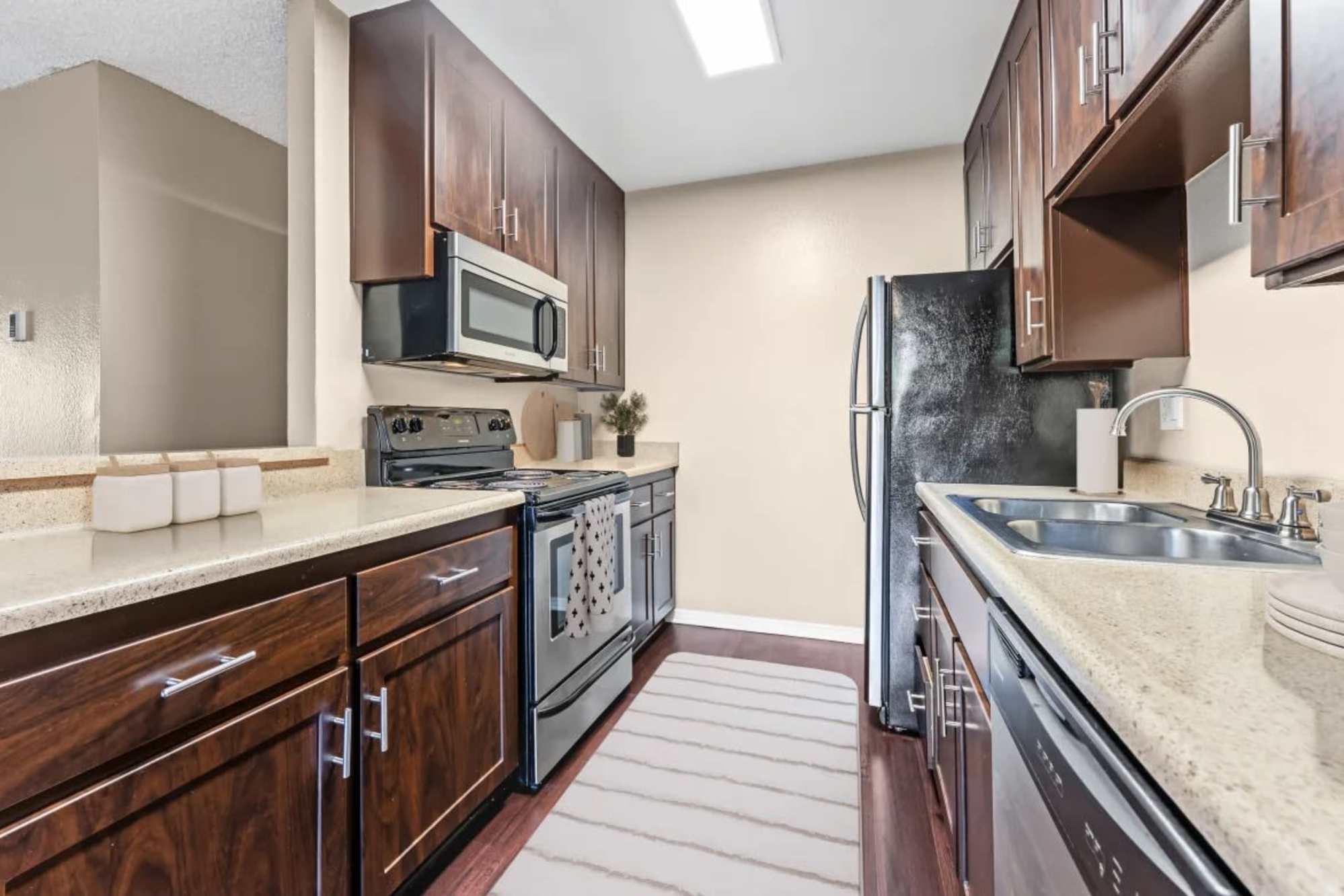 Shadow Ridge Oceanside exterior