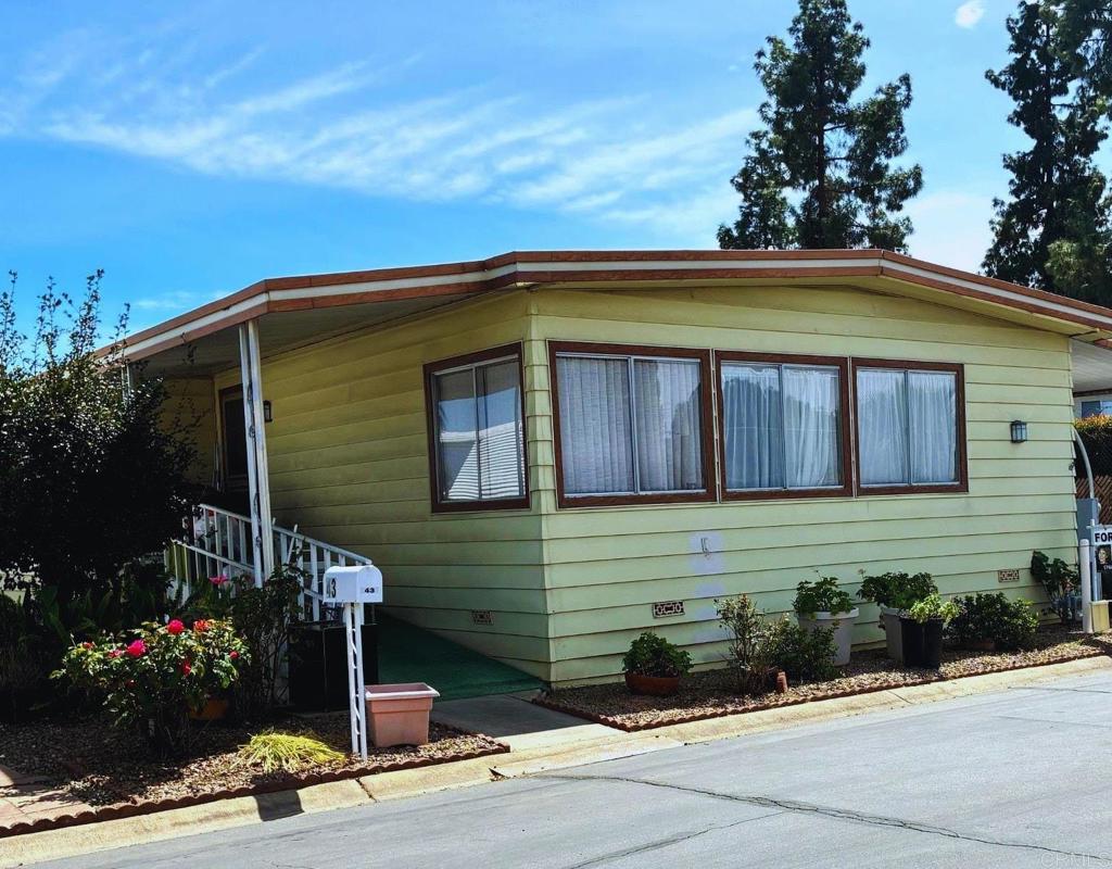 2280 East Valley Parkway Rentals Amenities