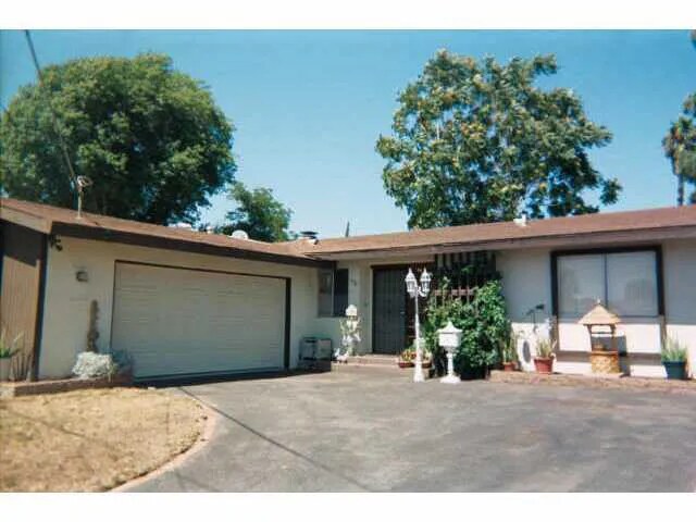 610 Daisy Street Rental Exterior