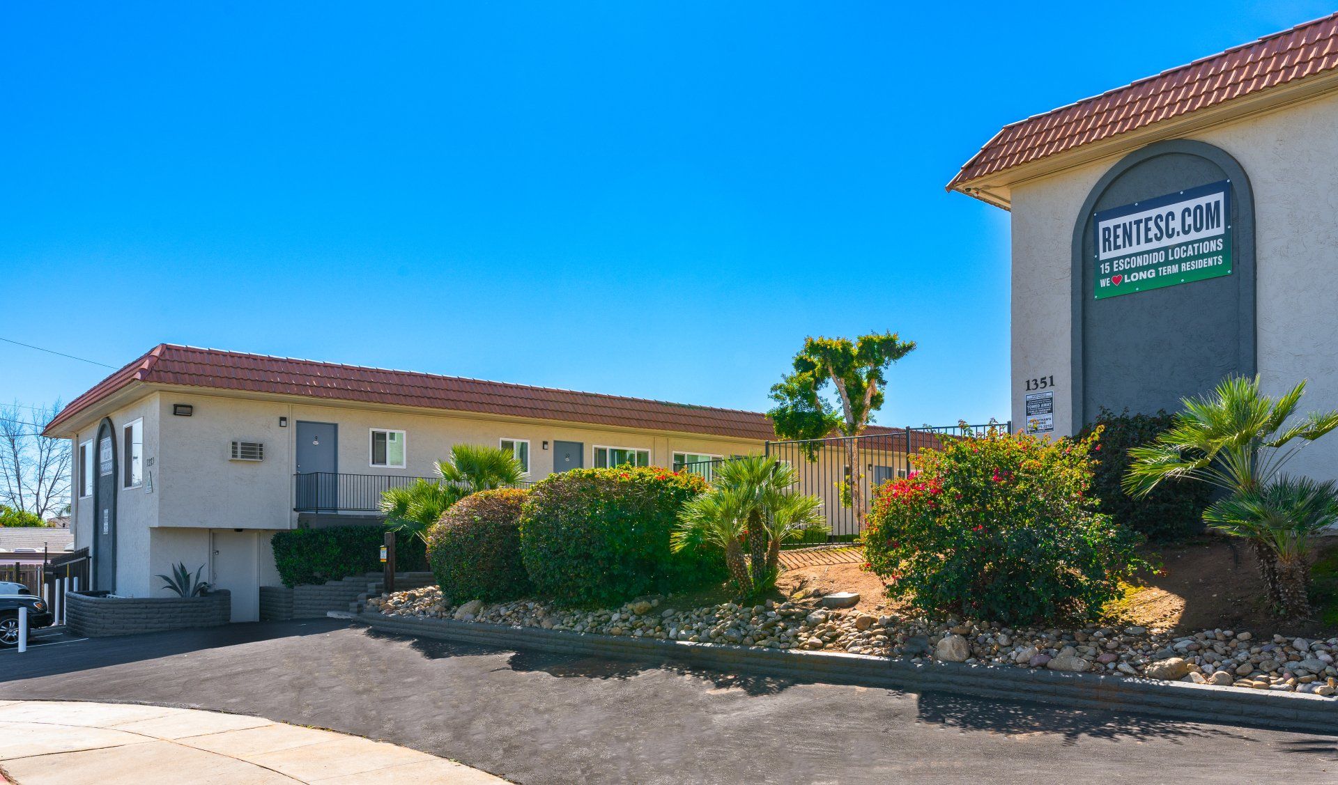 1536 South Maple Apartments Amenities