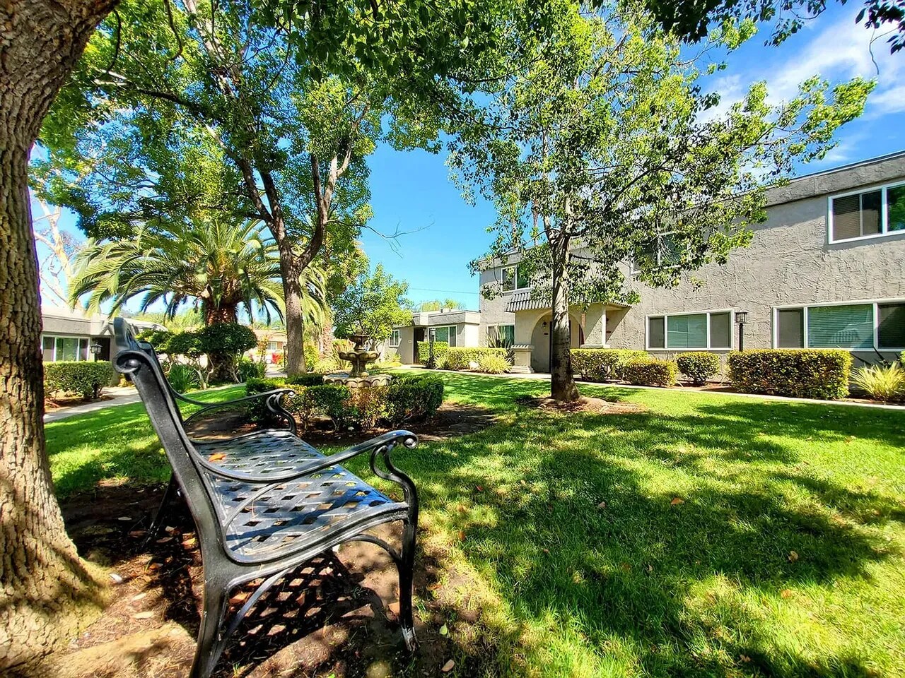 1260 Borden Road Apartments Amenities