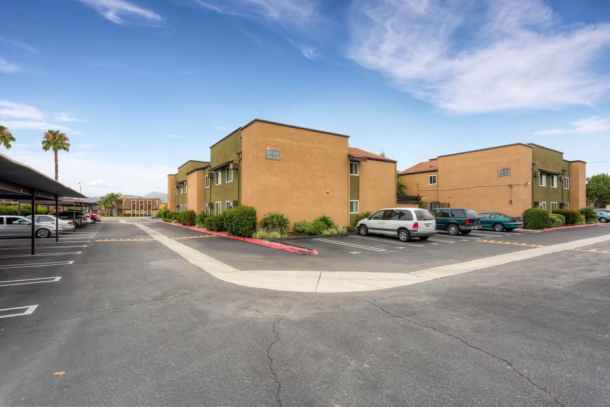 Midway Gardens Apartments Exterior