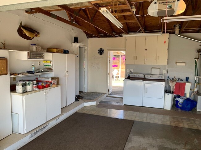 789 Dorothea Avenue Rental exterior