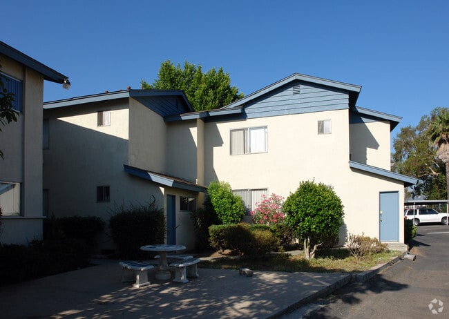 North Juniper Gardens Amenities