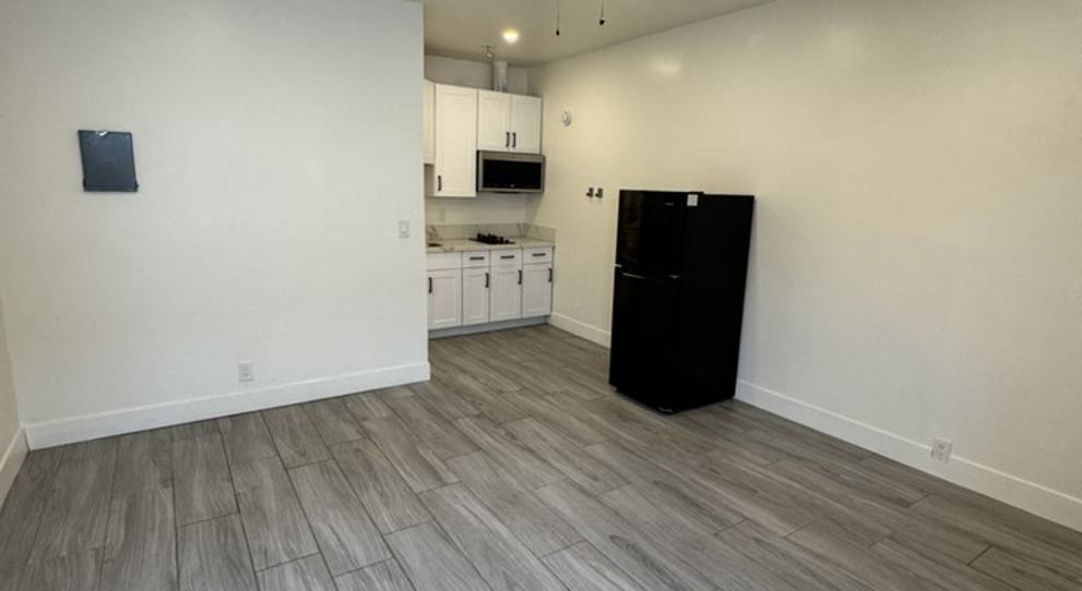 333 North Beech Apartments Exterior