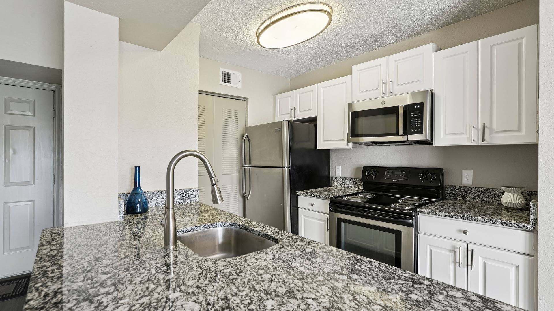 1020 at Winter Springs exterior