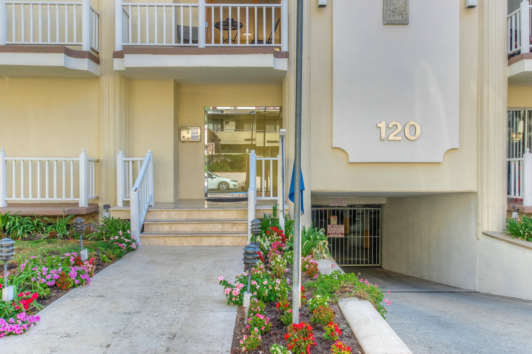 120 Swall Apartments Amenities