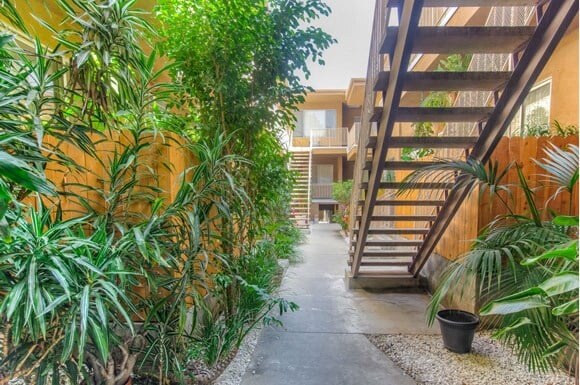1236 Amherst Apartments Amenities