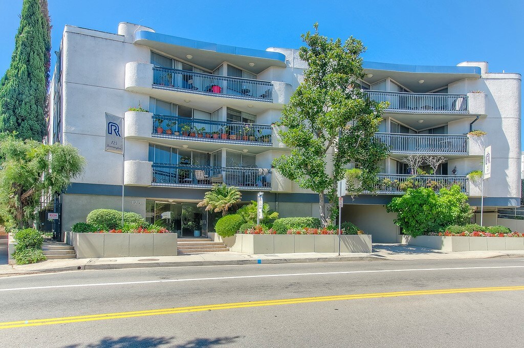 125 Barrington Apartments Amenities