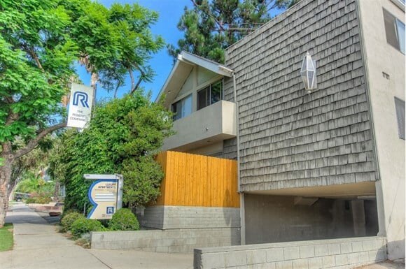 1342 Centinela and 1343 Carmelina Apartments Exterior