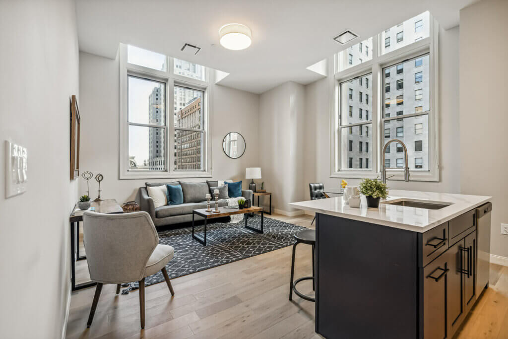 1401 Walnut Exterior