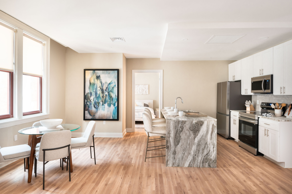 1420 Chestnut Exterior