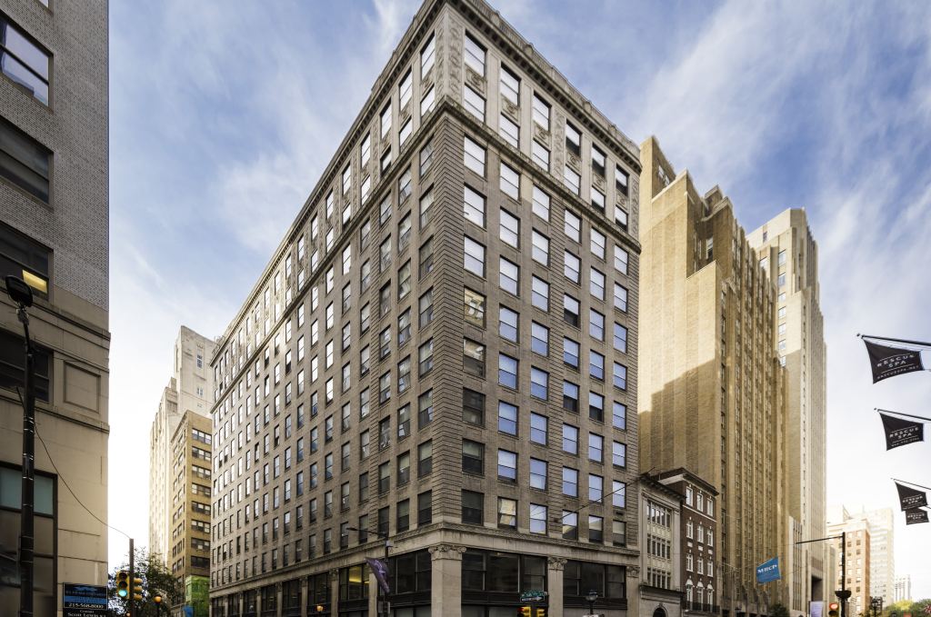 1600 Walnut Street Exterior
