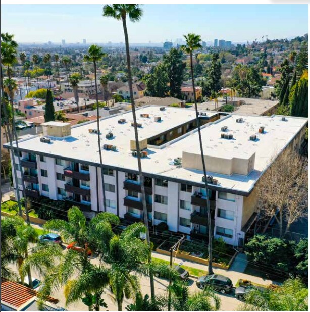 2035 Dracena Apartments Amenities
