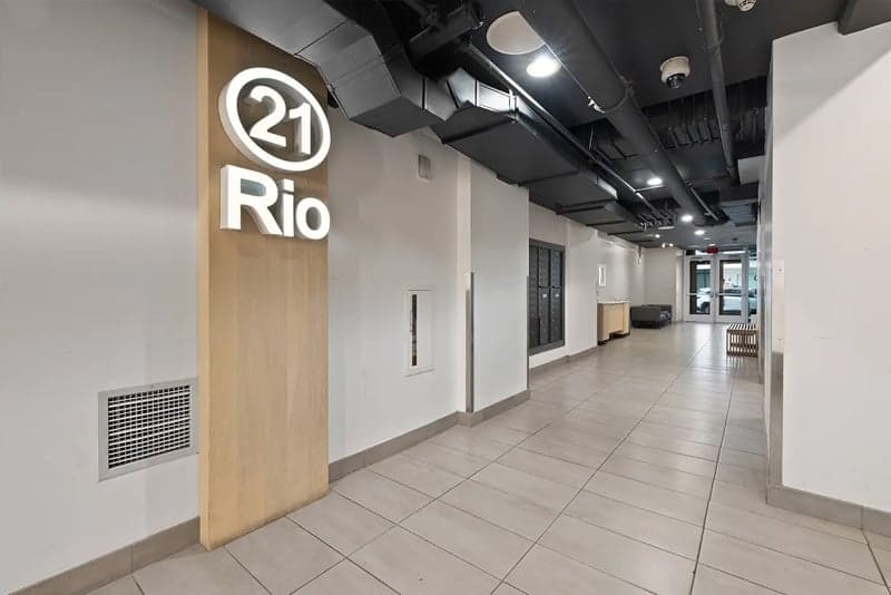 21 Rio Apartments exterior