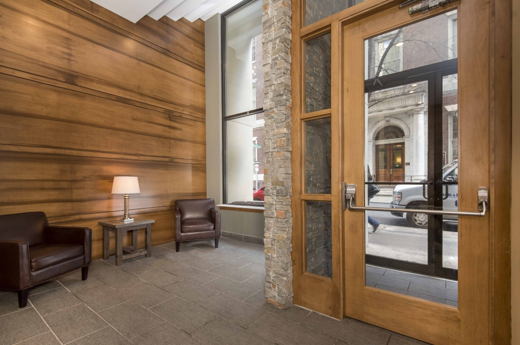 220 South 16th Street Amenities