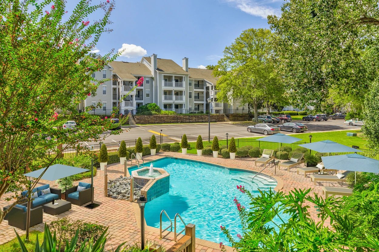 2305 at Killearn Exterior