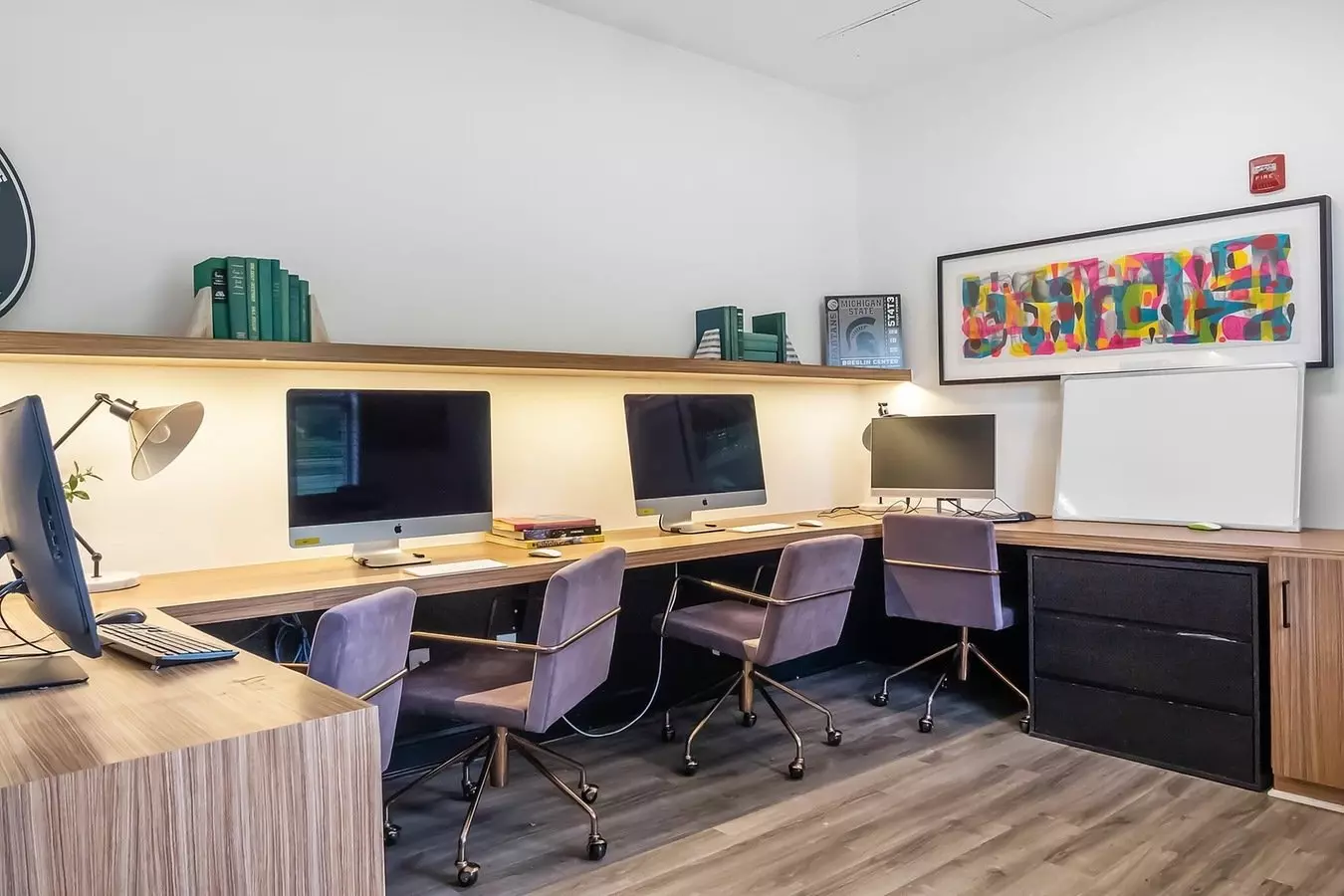 25 East Apartments Amenities