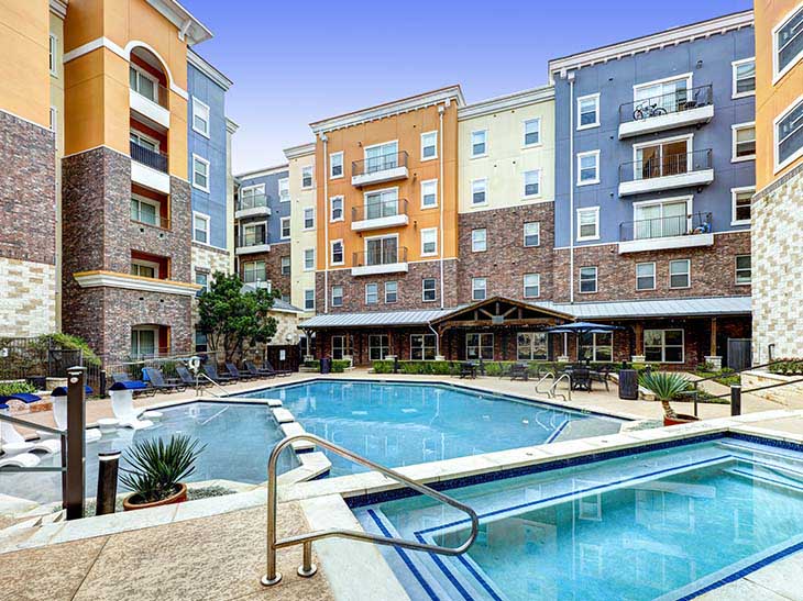 26 West Amenities