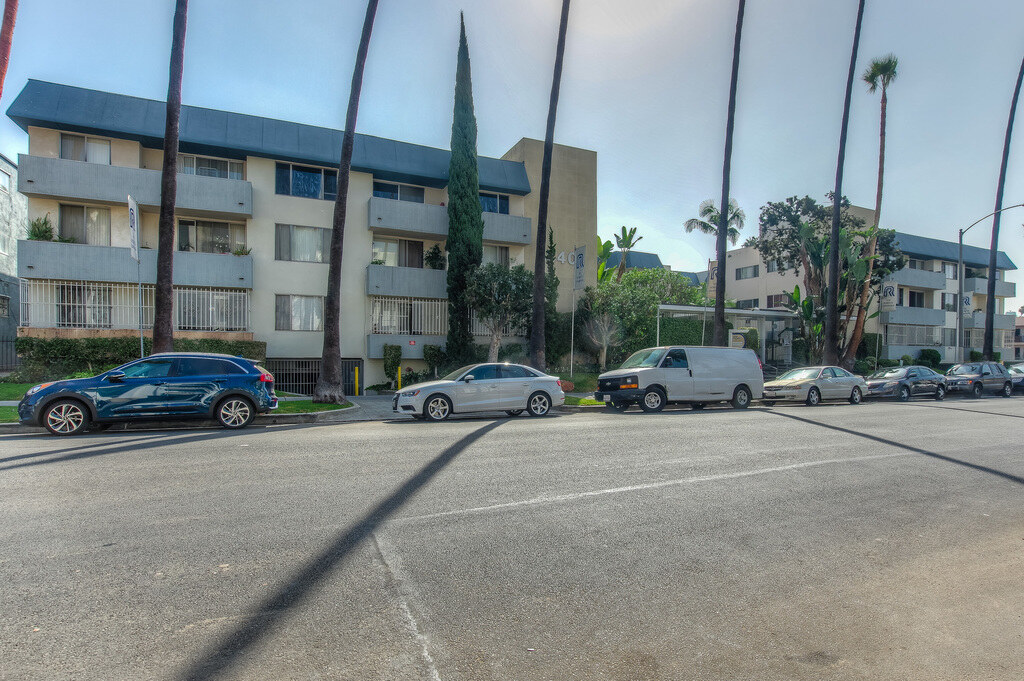340 St Andrews Apartments exterior
