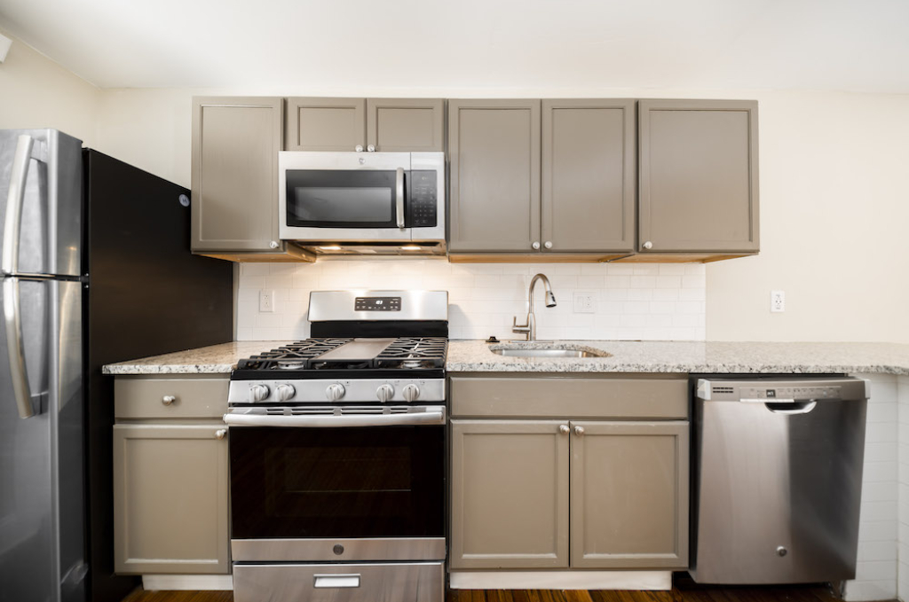 415-417 S. 10th Street Amenities