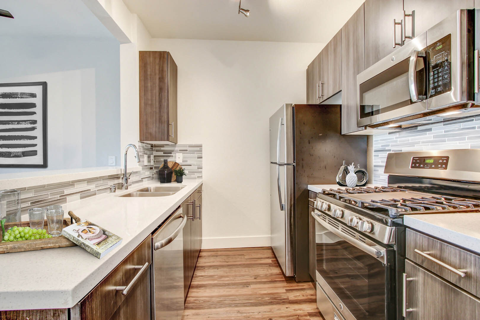 430 Kelton Exterior
