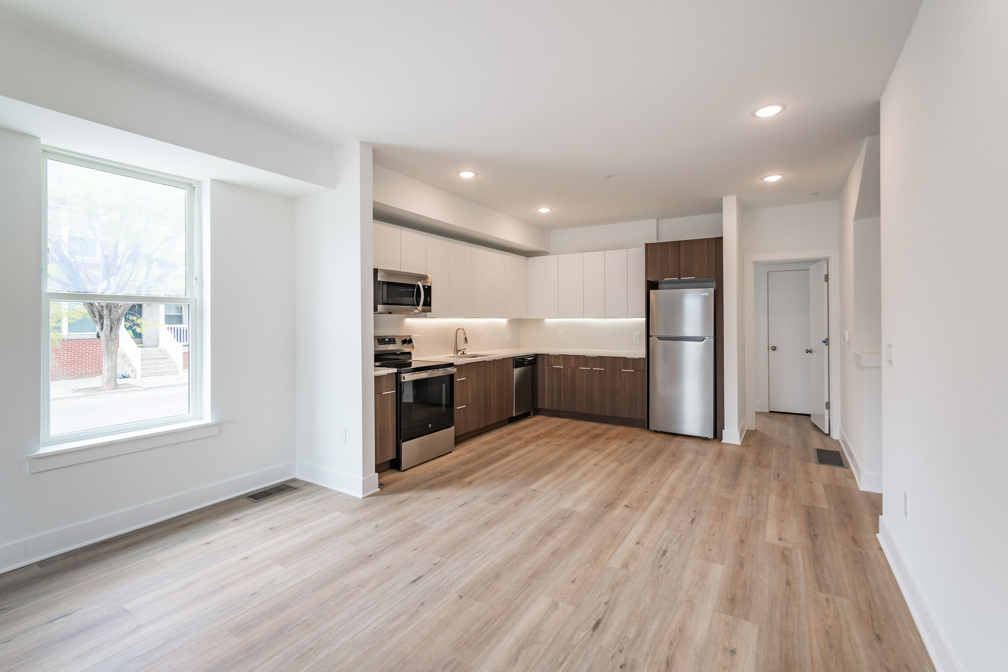 4324 Lancaster Ave Amenities
