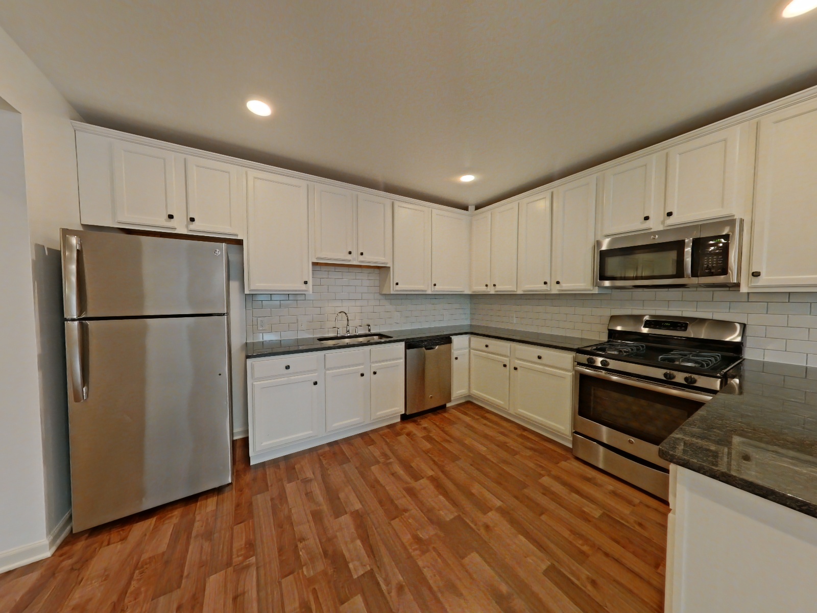 5261 Ridge Ave. exterior