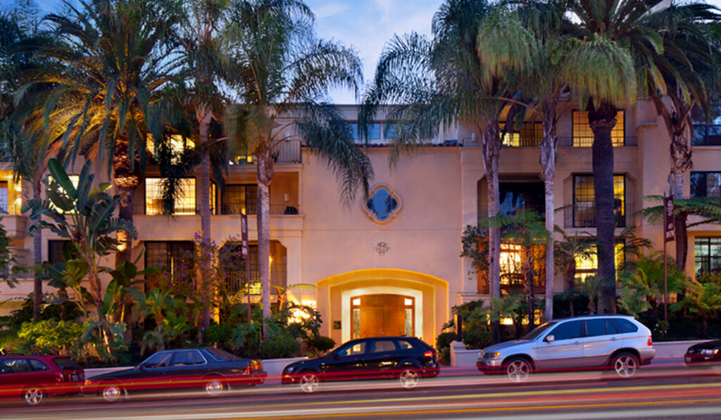 555 Barrington Exterior