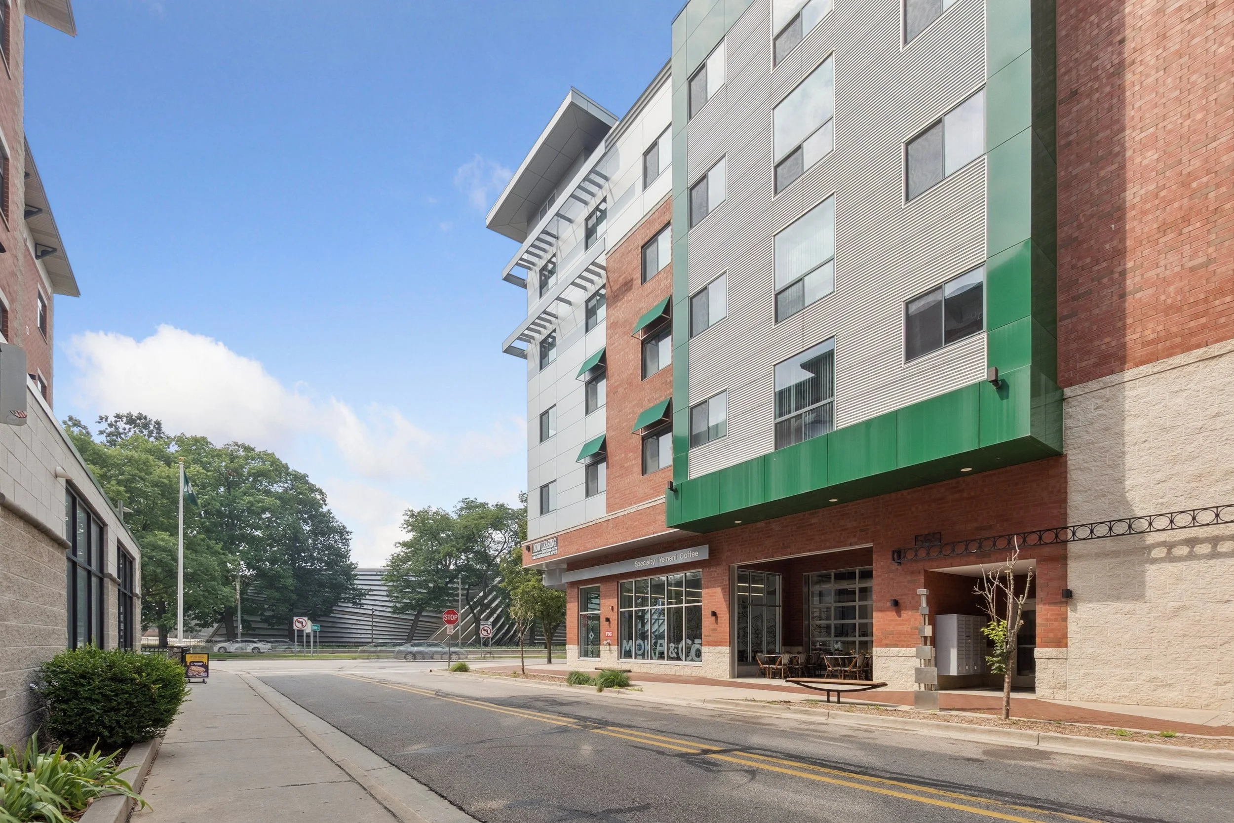 565 Building Exterior