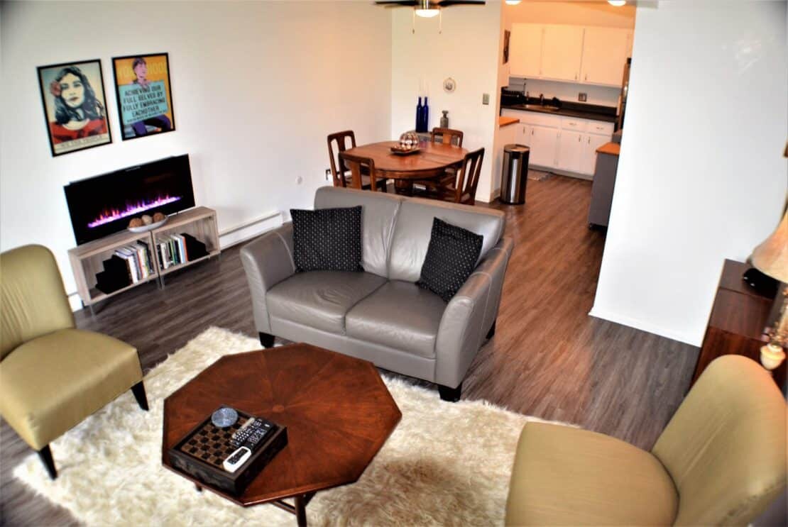 712 West Huron Amenities
