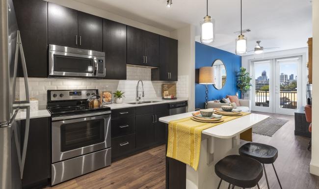 7East Apartments Amenities