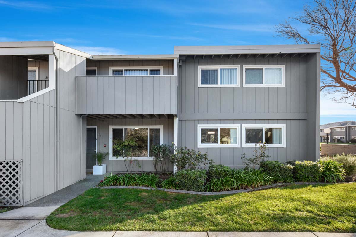 Aggie Square Apartments exterior
