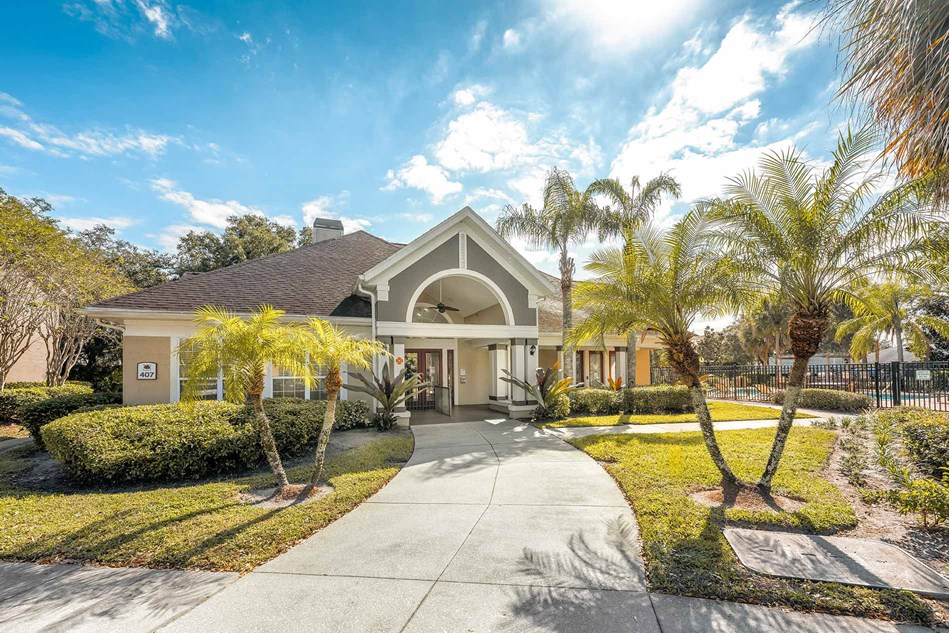 Alafaya Woods exterior