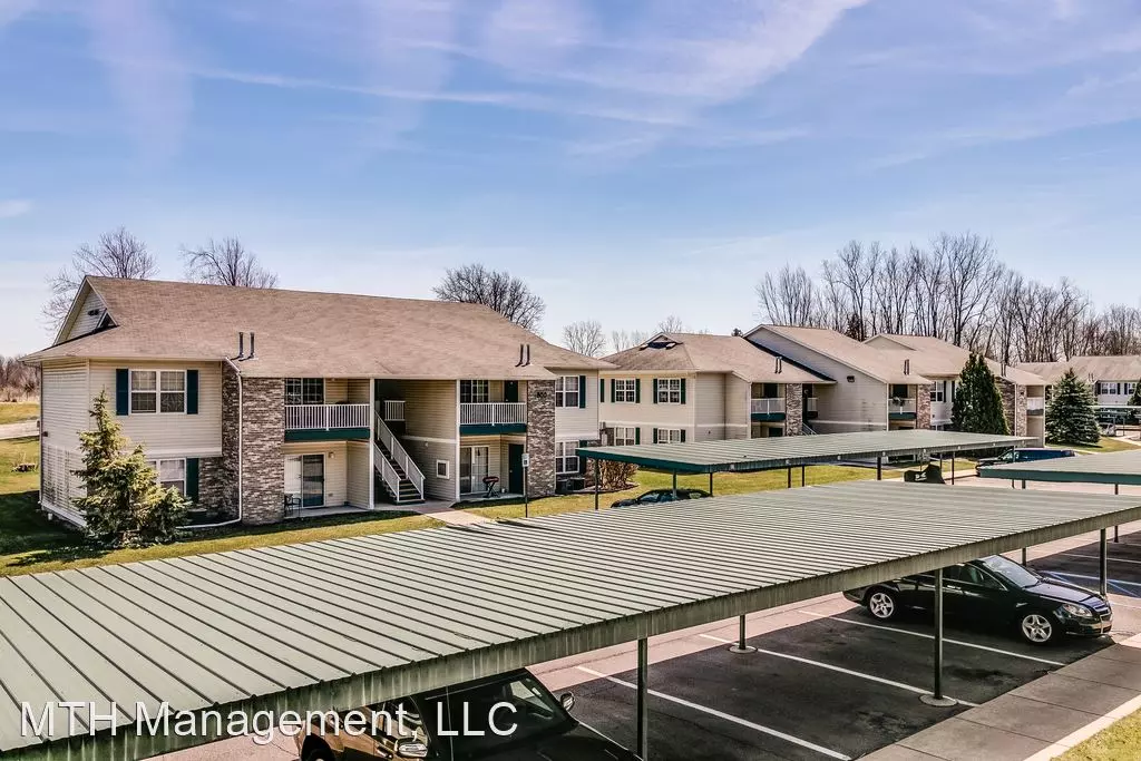 Alana Woods Apartments exterior