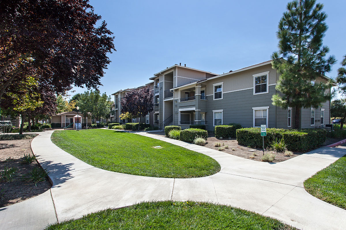 Alhambra at Mace Ranch exterior