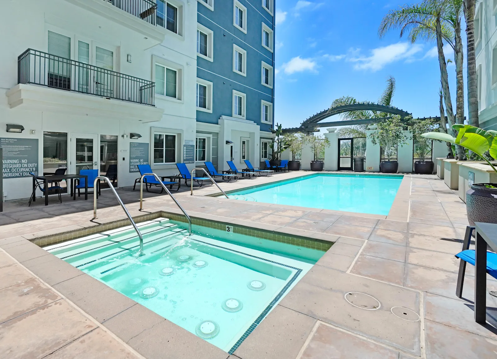 Apex Mission Valley Amenities
