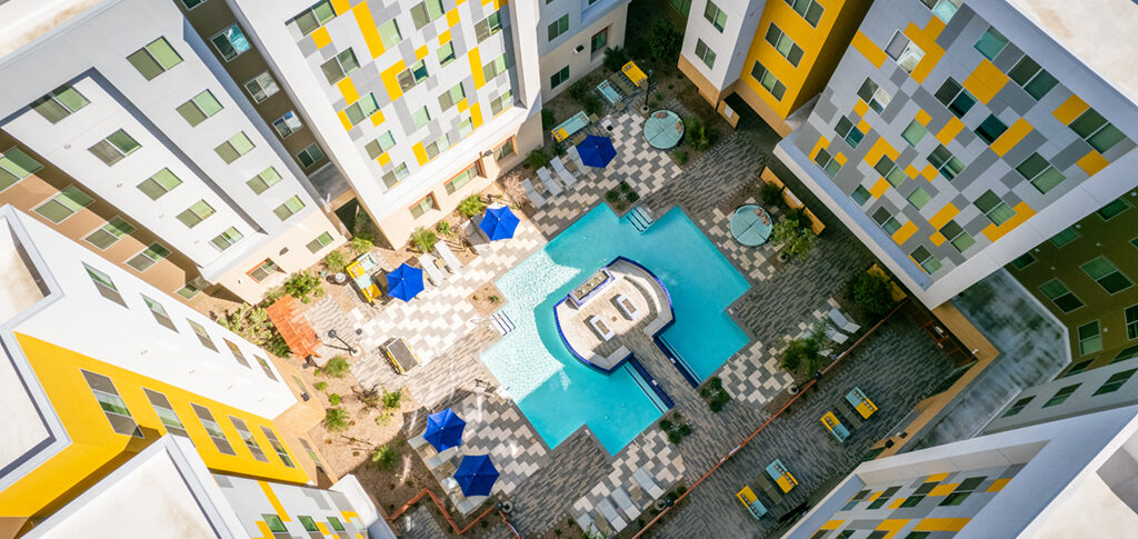 Apollo Tempe Exterior