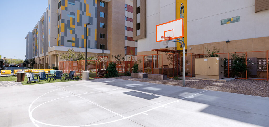 Apollo Tempe Exterior
