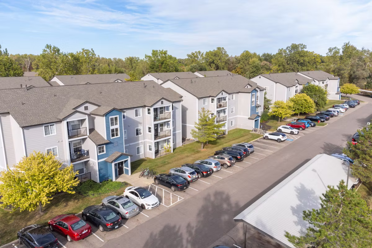 Arbor Glen Apartments Exterior