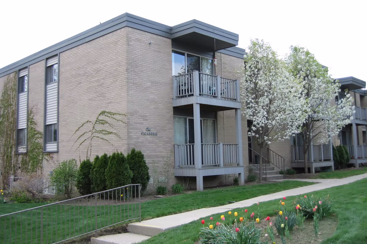 Arbor Glen Apartments exterior