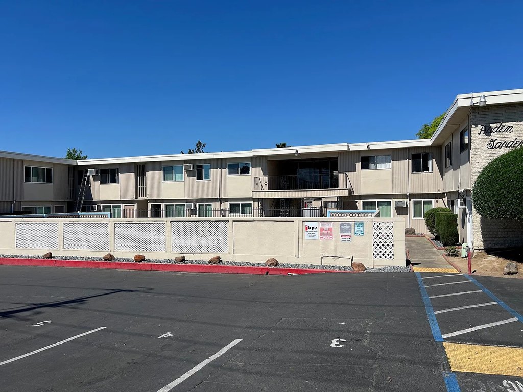 Arden Garden Apartments Exterior