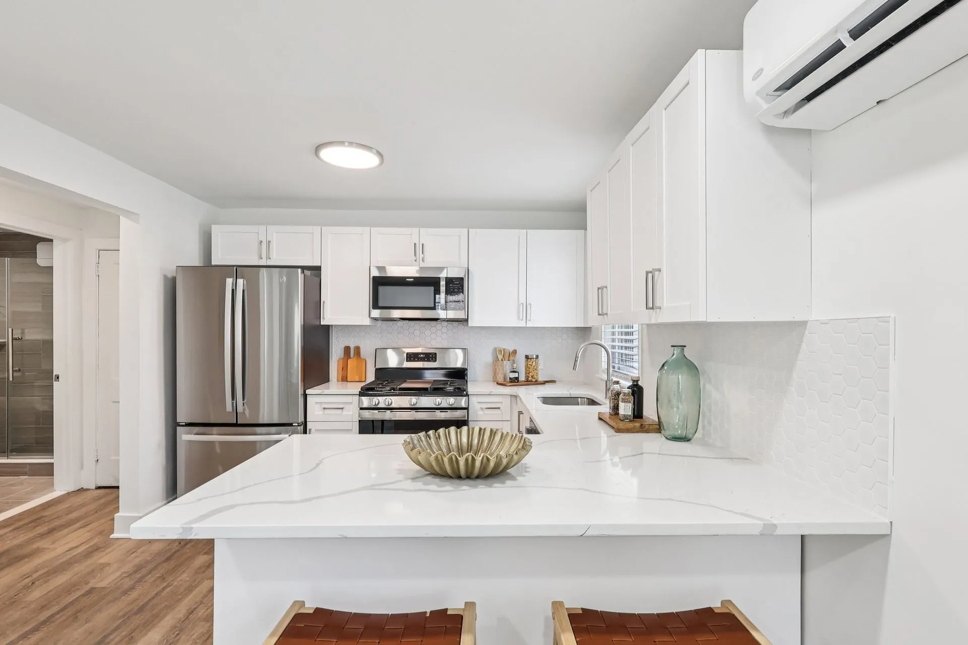 Ardmore Row Amenities
