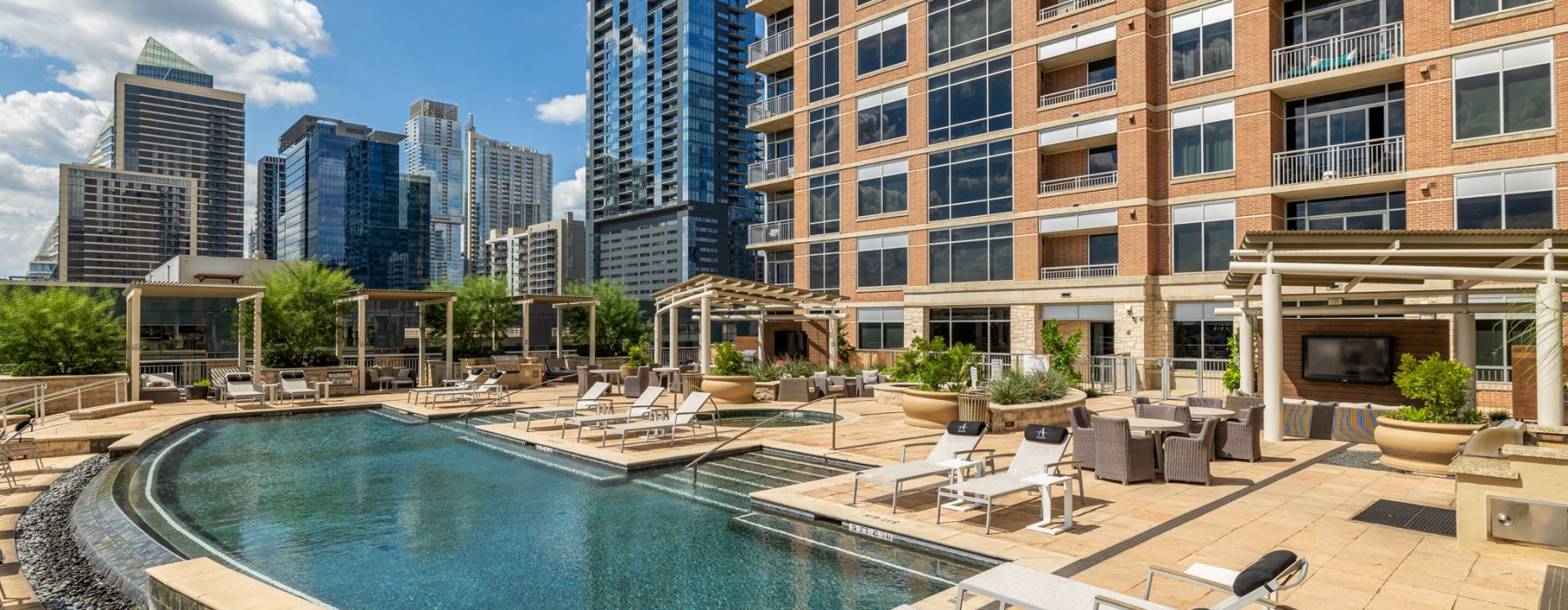 Ashton Austin exterior