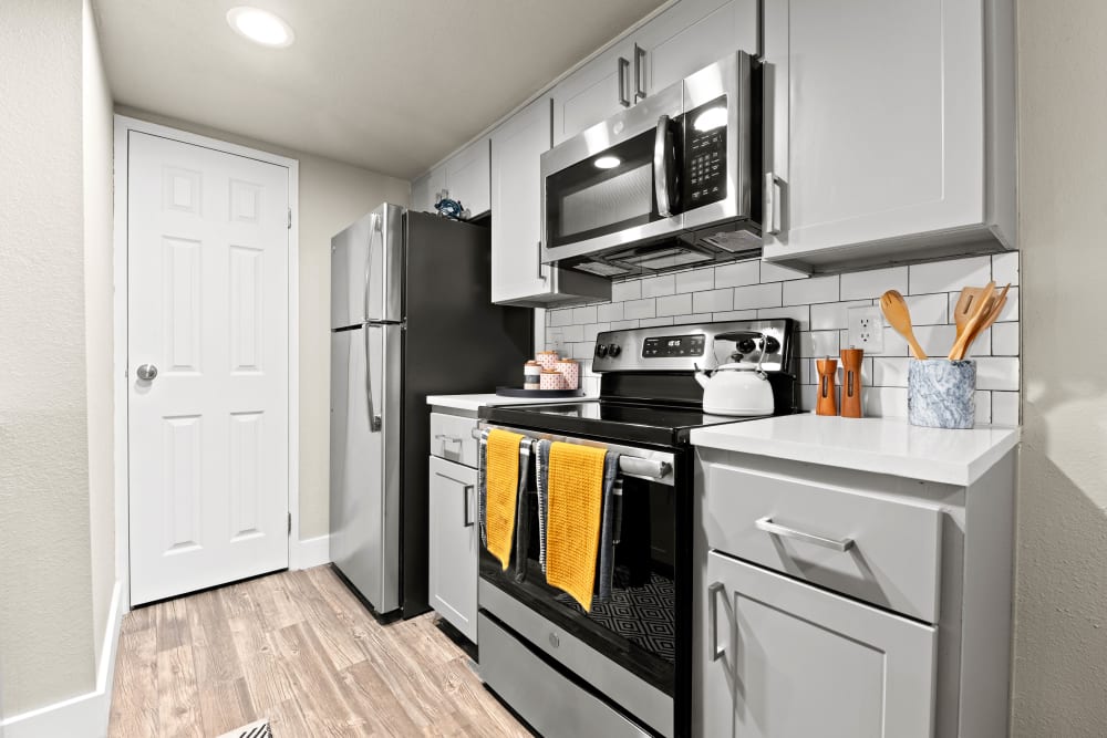 Asteria Apartment Homes Exterior